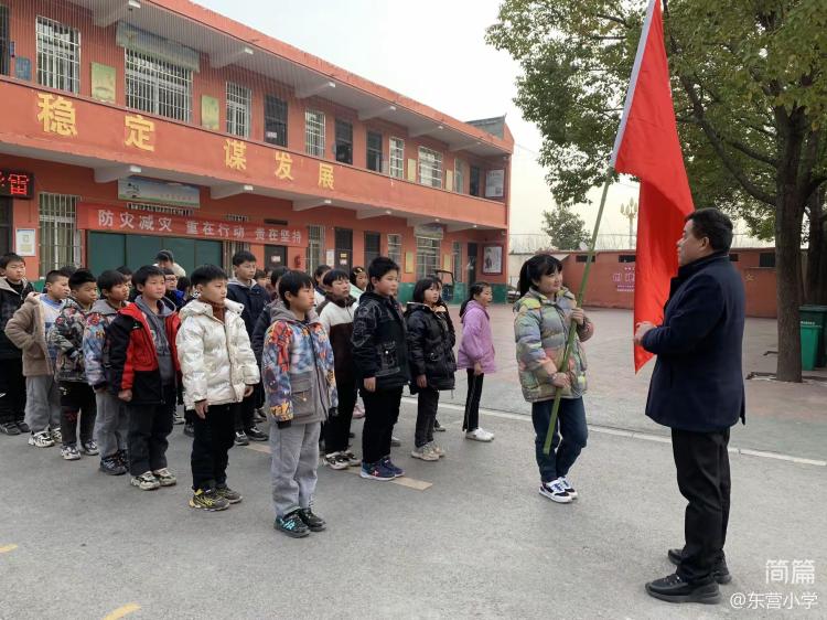 “学习雷锋精神做时代好少年”——东营小学开展学习雷锋义务劳动系列活动