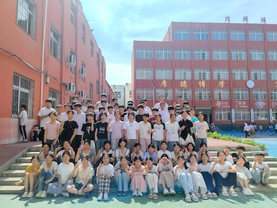 2025届桑庄中心小学六一班毕业留影
