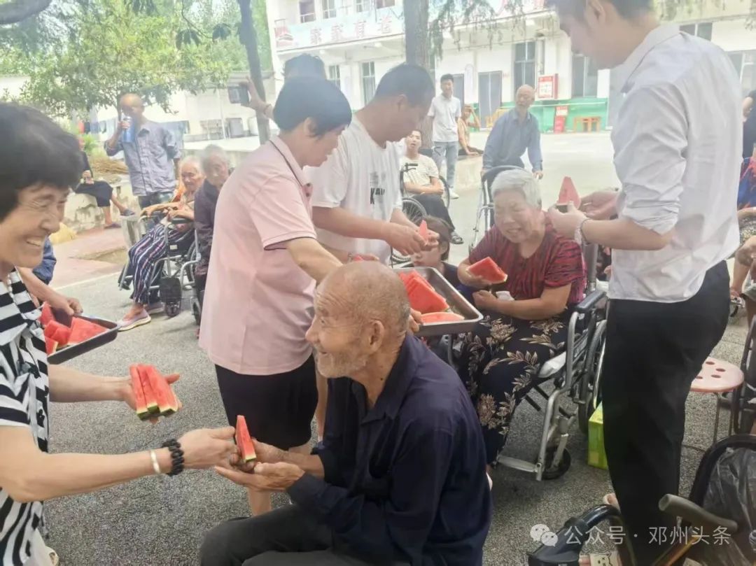 邓州市桑庄镇：高效能治理托起“夕阳红”